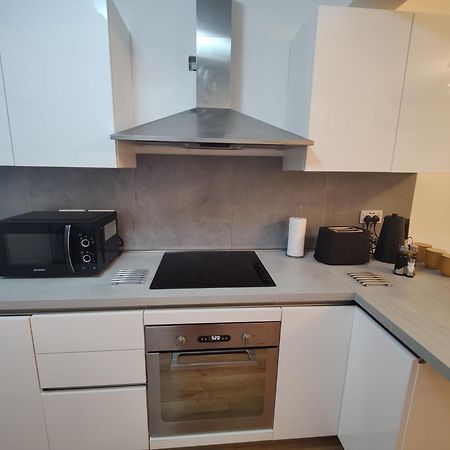 Central Modern Sliema 2 Bedroom Apartment Dış mekan fotoğraf