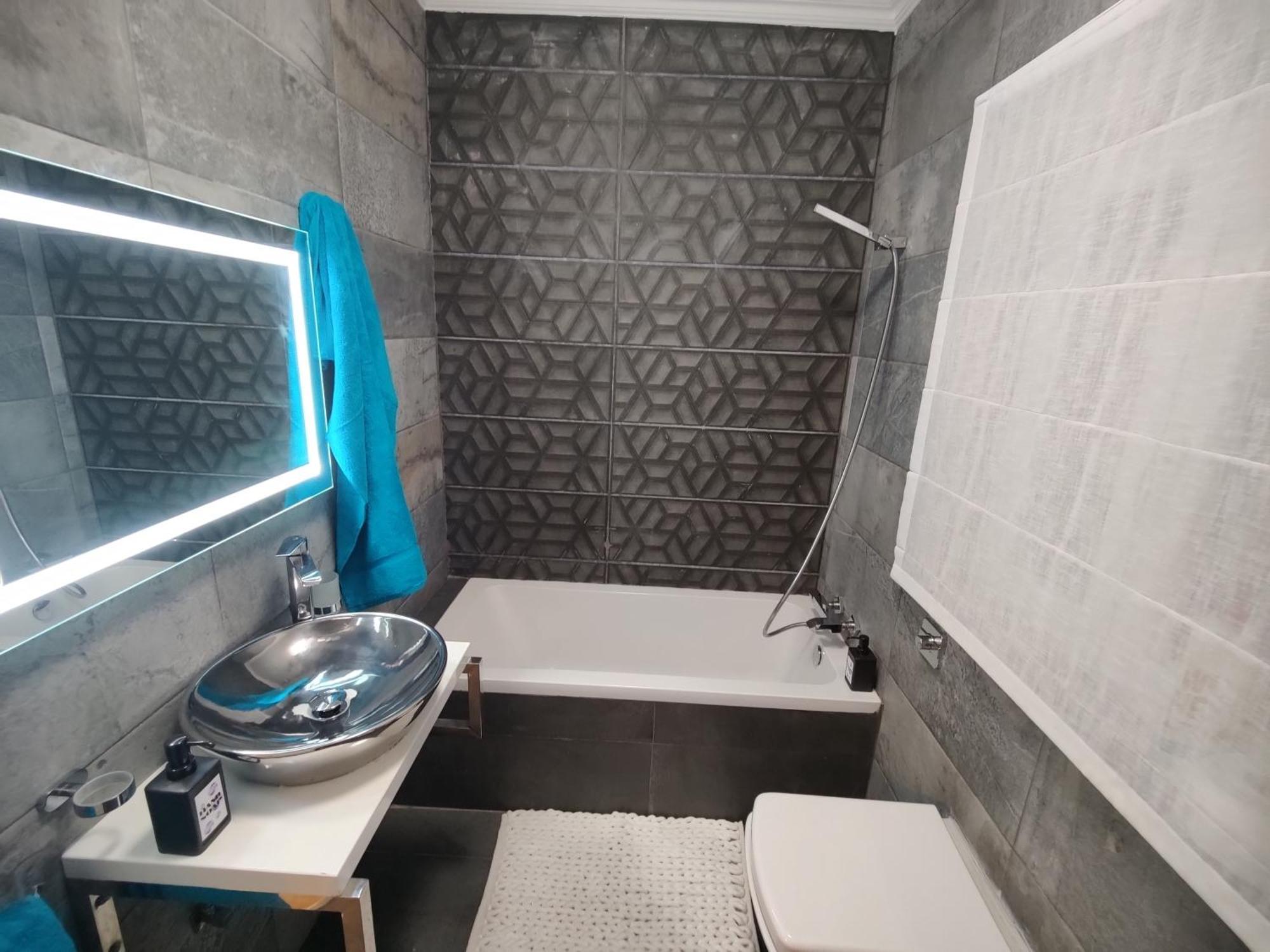 Central Modern Sliema 2 Bedroom Apartment Dış mekan fotoğraf